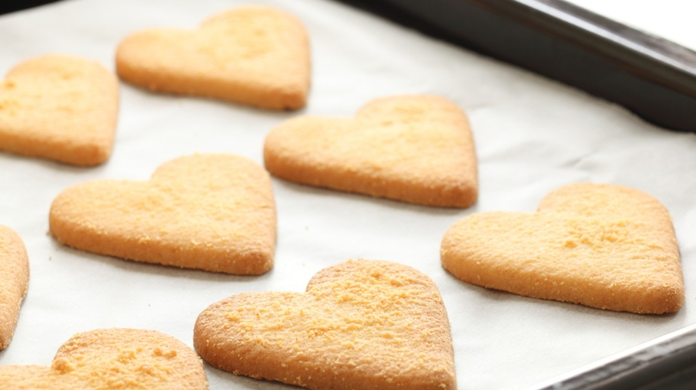 petits sablés maison en forme de cœur